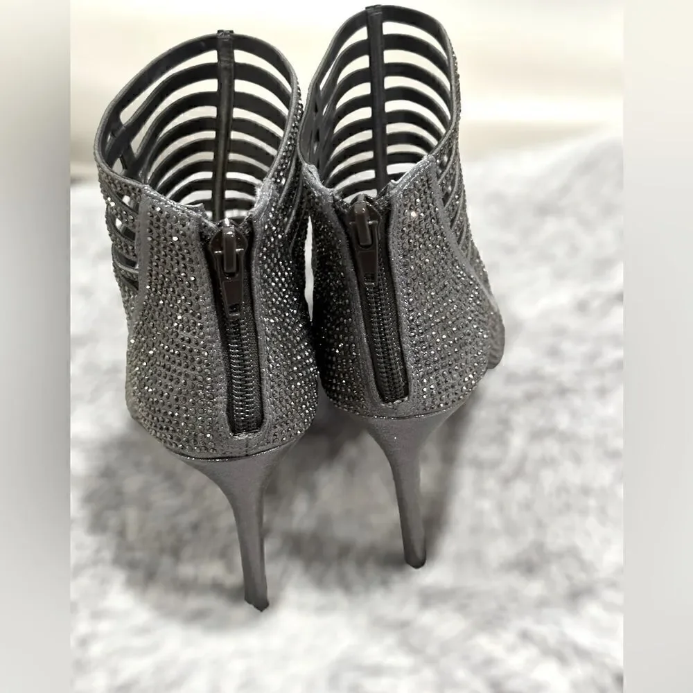 INC International Concepts Women’s Kacela Caged Pumps in the Size 8M in Pewter